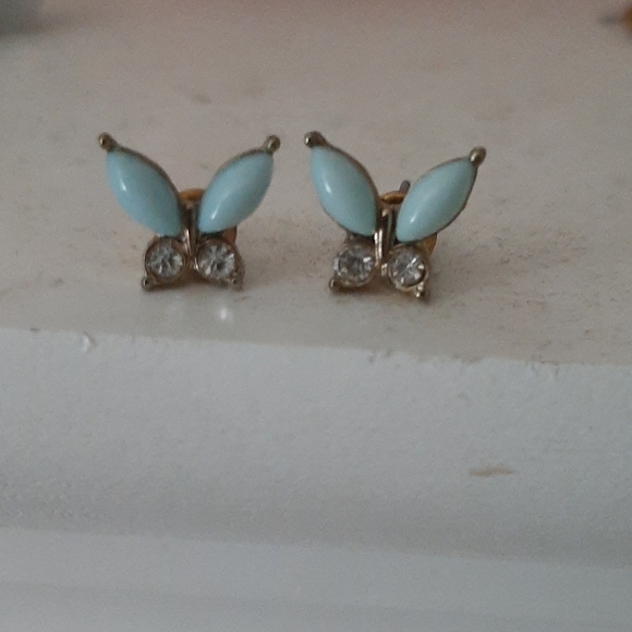 Springtime stud set - Picture 4 of 4